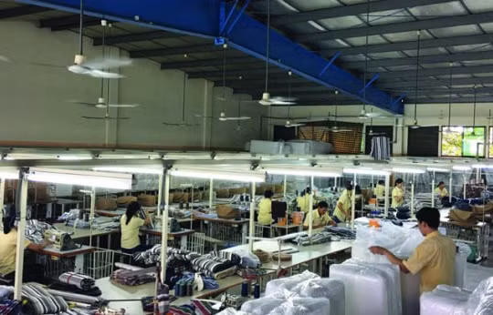 Doanh nghiệp sản xuất túi ni lông sẽ bị “siết chặt” thuế bảo vệ môi trường