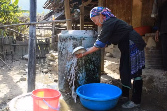 Phó Thủ tướng chỉ đạo việc cung cấp nước sinh hoạt ở các vùng núi cao