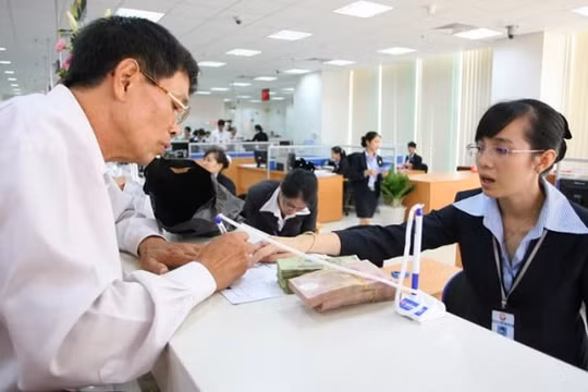 Ứng dụng công nghệ tiên tiến vào các dịch vụ ngân hàng