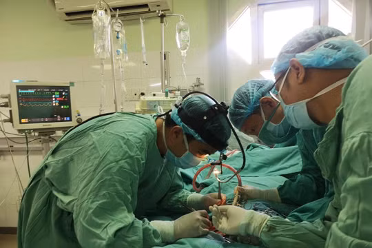 Bệnh viện TW Huế, cứu sống bệnh nhân viêm cơ tim thể tối cấp