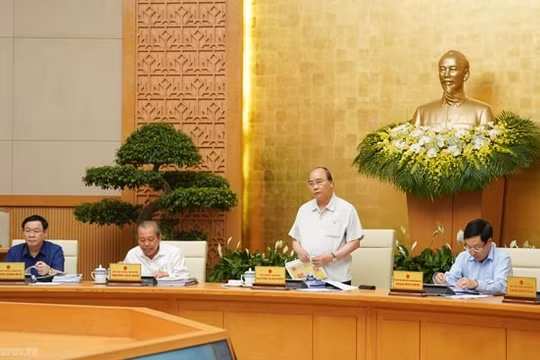 Thủ tướng yêu cầu tập trung giải quyết khó khăn, vướng mắc trong sản xuất kinh doanh