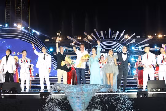 Phần Lan giành ngôi vị quán quân Lễ hội Pháo hoa quốc tế Đà Nẵng 2019