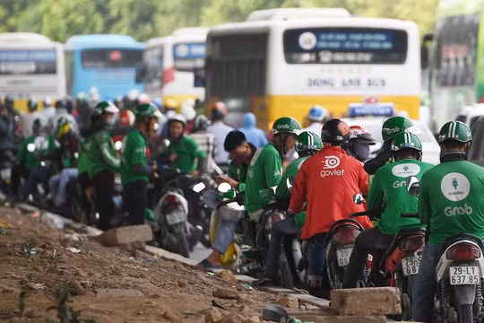 Tiêu Điểm: Tài xế hãng xe công nghệ cần được bảo vệ bằng luật