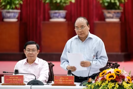 Thủ tướng chủ trì cuộc làm việc của Tiểu ban Kinh tế - Xã hội với vùng ĐBSCL