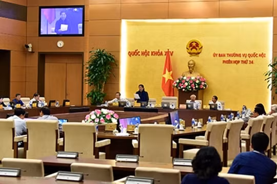 Bế mạc Phiên họp thứ 34 của Ủy ban Thường vụ Quốc hội