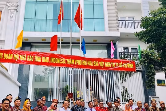 Đoàn nhà báo tỉnh Riau (Indonesia) thăm TP.HCM