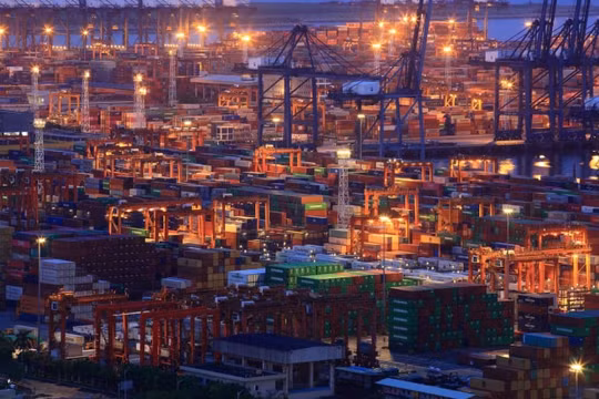 Goldman Sachs lo ngại chiến tranh thương mại Mỹ - Trung sẽ đẩy thế giới vào suy thoái