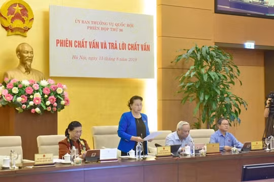 Bắt đầu phiên chất vấn và trả lời chất vấn tại Phiên họp thứ 36 UBTV Quốc hội