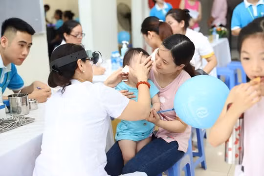 Bệnh viện Đa khoa Phương Đông phát động chiến dịch khám sức khỏe miễn phí tại Hà Nội