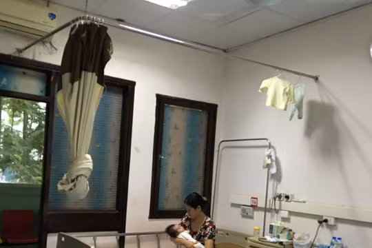 Giá giường bệnh điều trị theo yêu cầu có thể lên đến 4 triệu đồng/ngày
