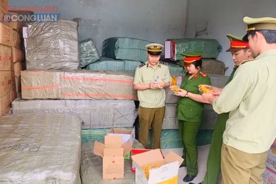 Gắn nhiệm vụ kiểm tra, xử lý với công tác tuyên truyền