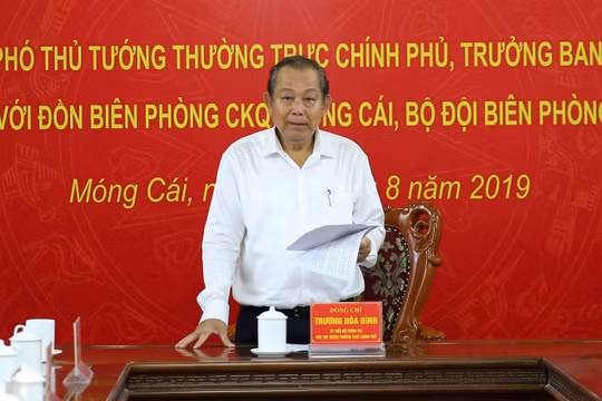 Phó Thủ tướng: Không để xảy ra các đường dây ổ nhóm buôn lậu trên địa bàn