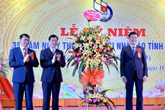 Hội Nhà báo tỉnh Yên Bái tổ chức kỷ niệm 35 năm thành lập