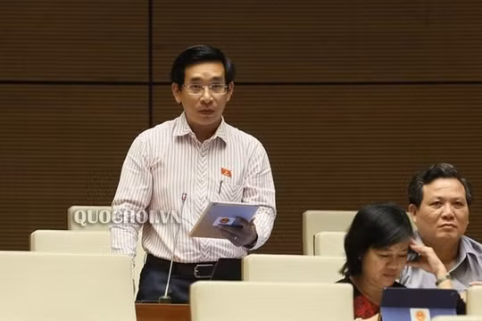 Đại biểu Quốc hội đề xuất Chính phủ đổi giờ làm việc bắt đầu từ 8h30