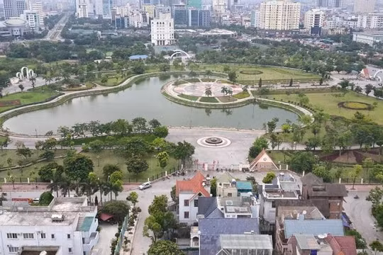 Phó Thủ tướng chỉ đạo kiểm tra kiến nghị về xây bãi đỗ xe ngầm tại công viên Cầu Giấy