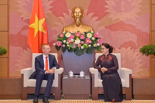 Việt Nam đề nghị Latvia ủng hộ, thúc đẩy sớm phê chuẩn EVFTA và IPA
