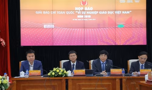 Phát động giải báo chí toàn quốc “Vì sự nghiệp Giáo dục Việt Nam” năm 2019