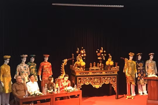 Toạ đàm về thờ Mẫu tứ phủ, thần điện và nghi lễ