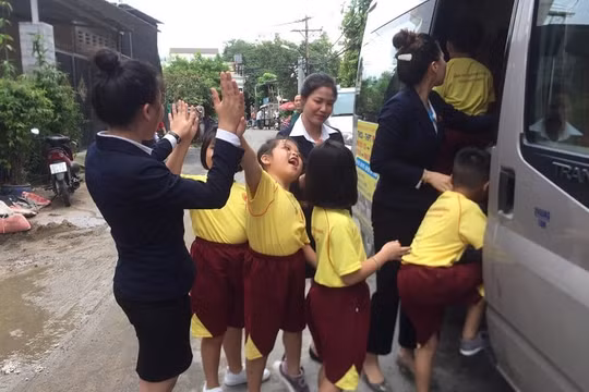 An toàn cho trẻ đến trường luôn được đặt lên hàng đầu