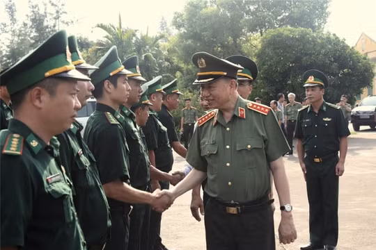 Đại tướng Tô Lâm làm việc với Công an TP. Móng Cái, tỉnh Quảng Ninh