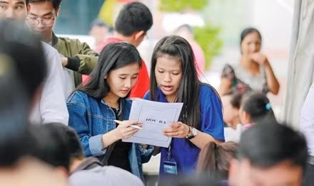 Từ hôm nay, thí sinh có thể điều chỉnh nguyện vọng đăng ký xét tuyển bằng hình thức trực tuyến