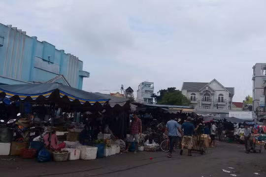 Tiền Giang: Cần tổ chức đấu giá công khai việc thu phí ở chợ trái cây Vĩnh Kim