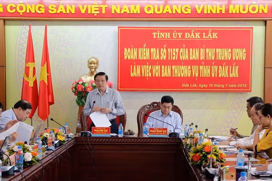 Đoàn kiểm tra của Ban Bí thư làm việc với Ban Thường vụ Tỉnh ủy Đắk Lắk