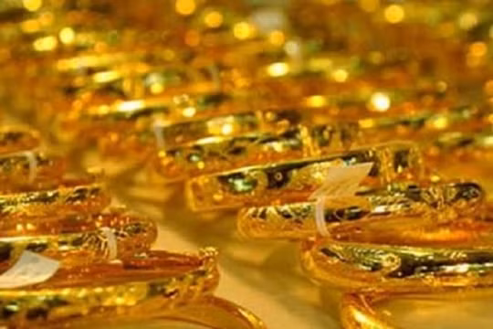 Giá vàng tiếp tục giảm mạnh, đồng USD tăng do những tín hiệu tích cực từ nền kinh tế Mỹ