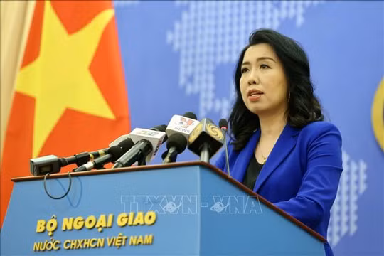 Phản ứng của Việt Nam trước thông tin Trung Quốc diễn tập, bắn thử tên lửa ở Biển Đông