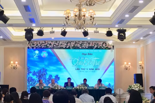Nhiều hoạt động đặc sắc được tổ chức tại Lễ hội Dừa Bến Tre lần thứ V