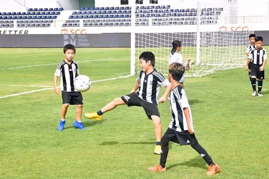 Khai giảng khóa 1 Học viện Juventus Việt Nam