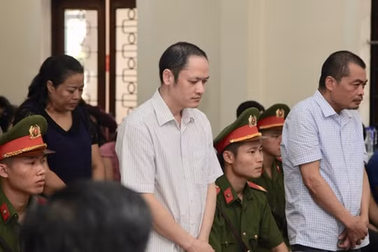Gian lận thi cử ở Hà Giang: Sẽ điều tra toàn bộ bài thi năm 2017