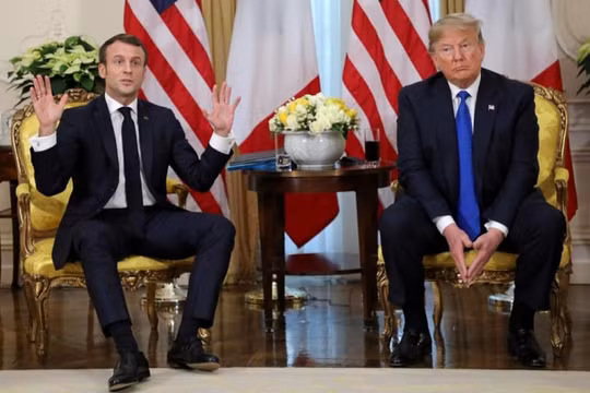 Tổng thống Mỹ và Pháp đối đầu trước phiên họp NATO