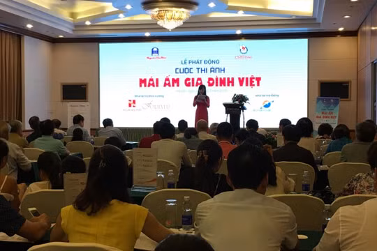 Phát động cuộc thi ảnh “Mái ấm gia đình Việt”
