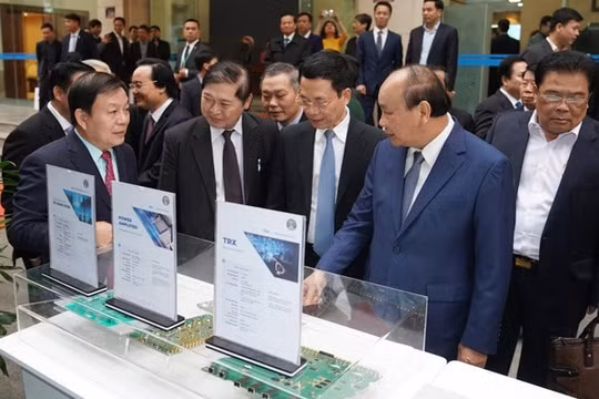 Thủ tướng: Khắc phục cho được tình trạng báo hóa tạp chí, nhũng nhiễu nhân dân