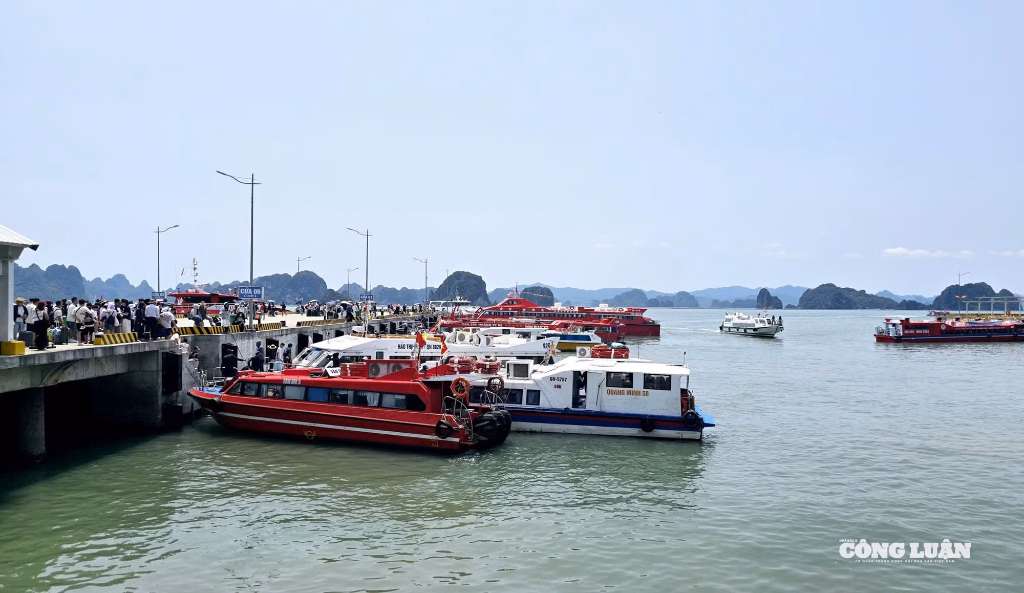 Hình ảnh: Quảng Ninh: Hơn 4.100 tỷ đồng doanh thu trong hai kỳ nghỉ lễ liên tiếp số 1