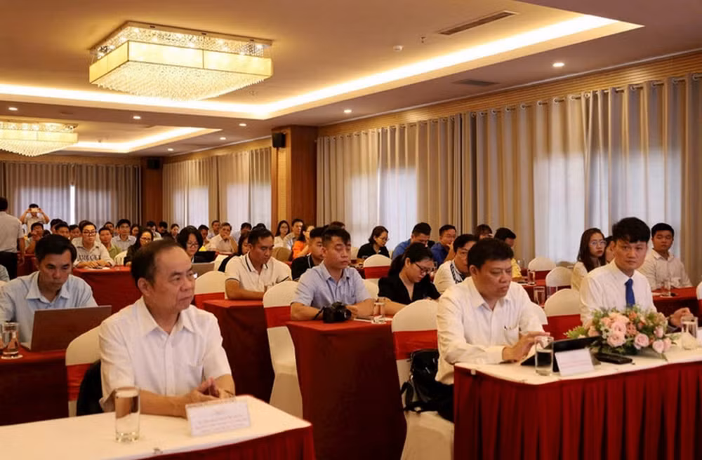 hoi nghi tap huan ky nang tuyen truyen ve phong chong rac thai nhua cho phong vien bien tap vien mang luoi tuyen truyen vien khu vuc mien trung hinh 3