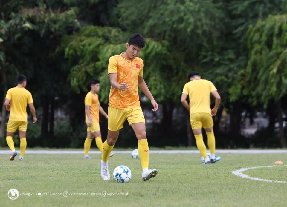 u23 viet nam tap sut penalty truoc tran ban ket giai u23 dong nam a hinh 4