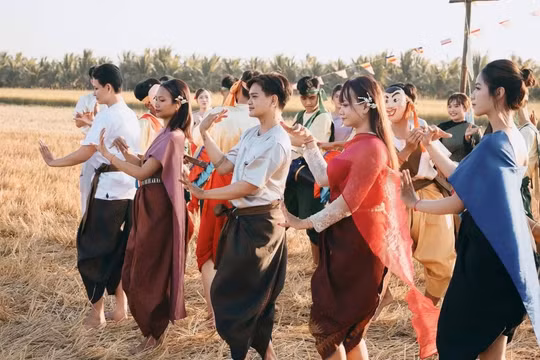 Vĩnh Long tổ chức chuỗi sự kiện trọng điểm kỷ niệm 1 năm thành lập