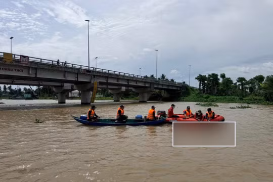 Vĩnh Long: Khẩn trương điều tra vụ thiếu niên 16 tuổi tử vong, nghi do nhảy cầu