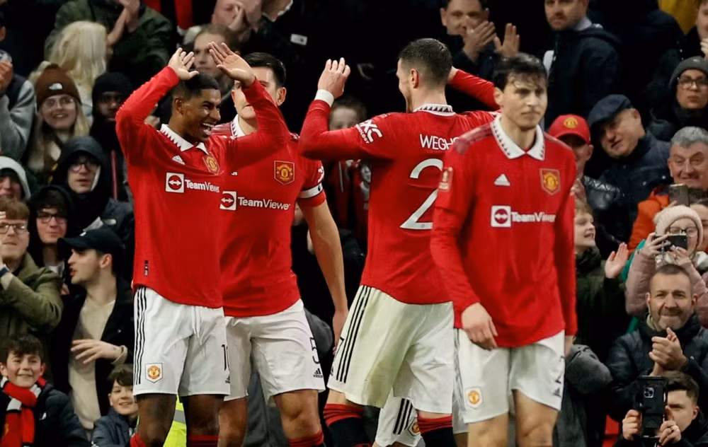 dan sao brazil toa sang dua man utd lot vao vong 5 fa cup hinh 4