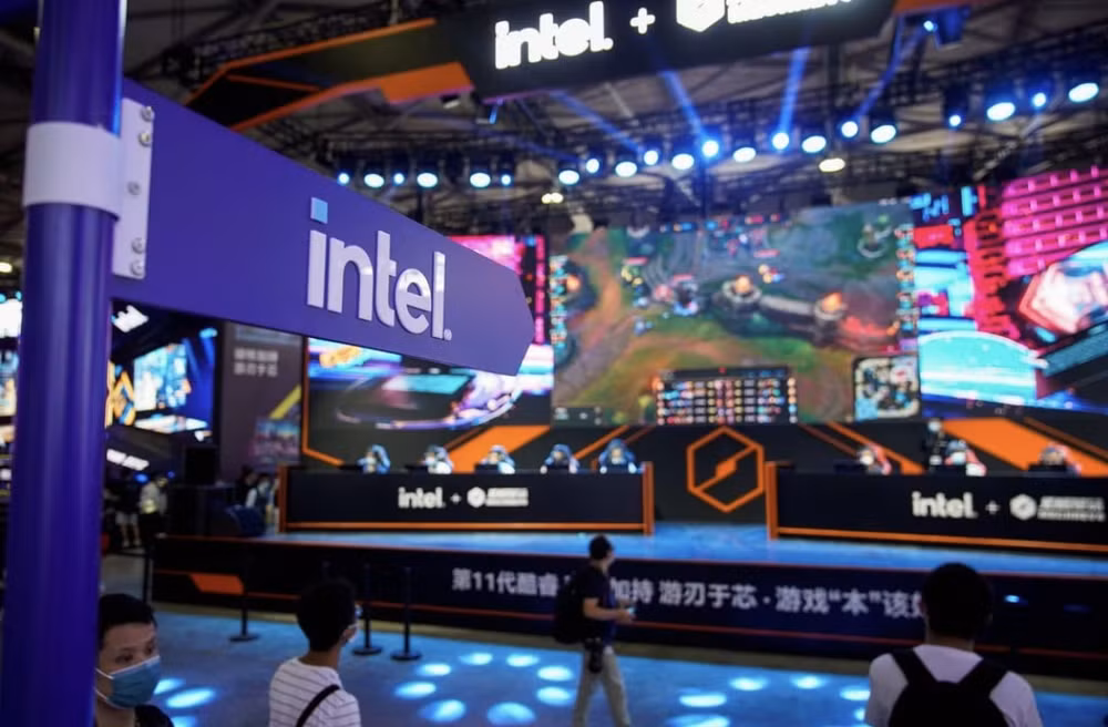 that bai lich su cua intel xoa so 8 ty usd khoi gia tri thi truong hinh 1