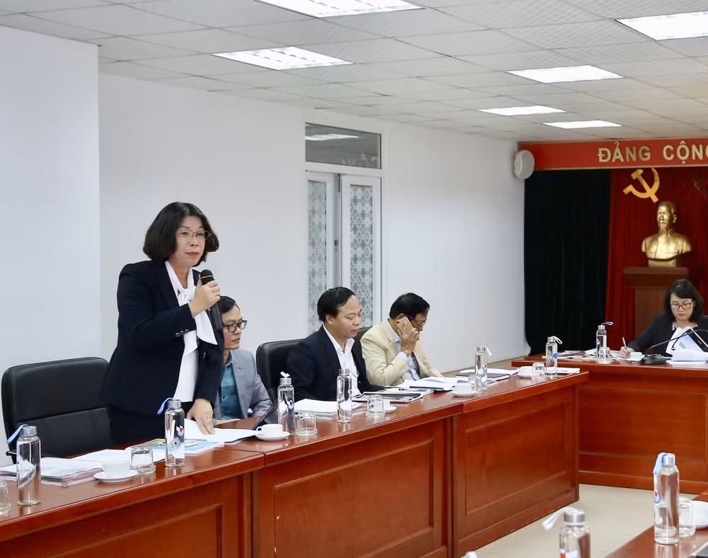Bà Trần Thị Vân Anh, Phó Giám đốc Sở Văn hóa Thể thao TP. Hà Nội phát biểu ý kiến. Ảnh: Sơn Hải