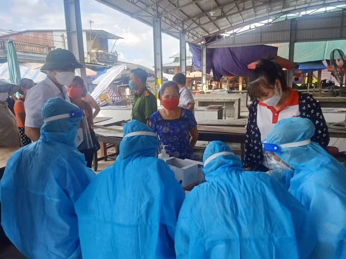 xa bat buoc tieu thuong lai xe test nhanh covid 19 thu 103000 dong nguoi hinh 2