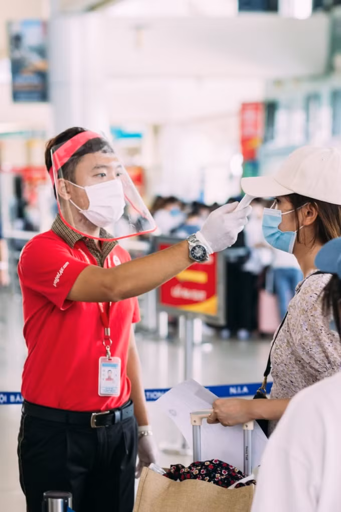 mo lai 7 duong bay tu 10 10 vietjet san sang don khach tren cac chuyen bay xanh an toan phong chong dich benh hinh 1