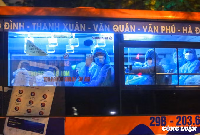 dua hon 100 f1 tai o dich bv viet duc di cach li tap trung ngay trong dem hinh 20