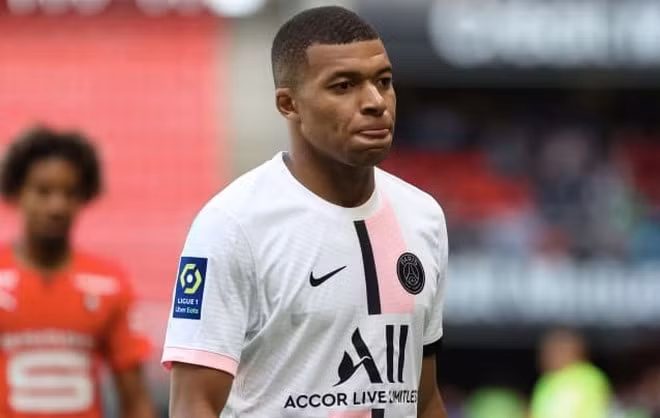 mbappe gay bat ngo khi tiet lo muon roi psg hinh 1