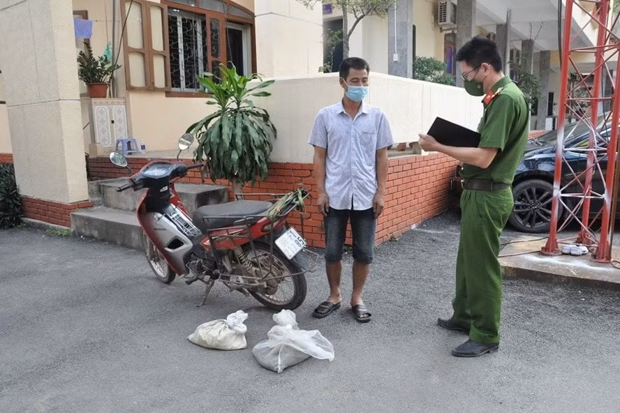 hai duong bat giu doi tuong mua ban dong vat hoang da quy hiem hinh 1