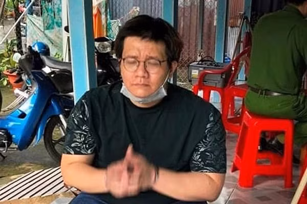 khung hinh phat nao cho cau it nham hoang khang hinh 1