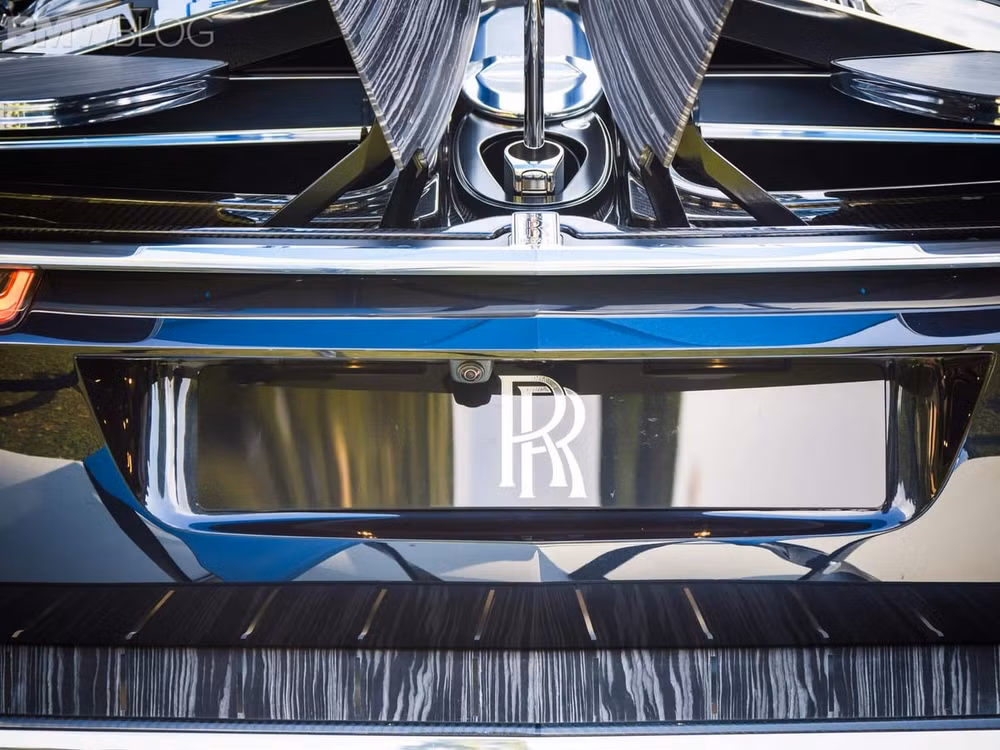 ngam rolls royce boat tail xe sieu sang dat nhat the gioi lan dau xuat hien hinh 2